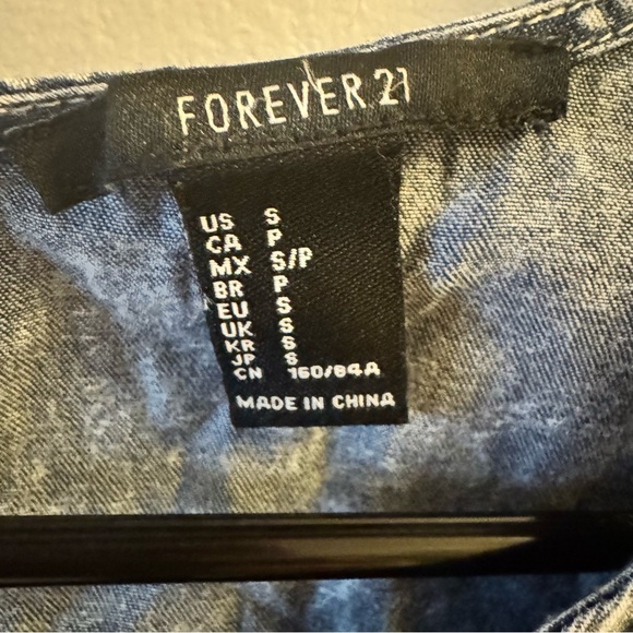 Denim Cropped Top from Forever 21 - Picture 3 of 4